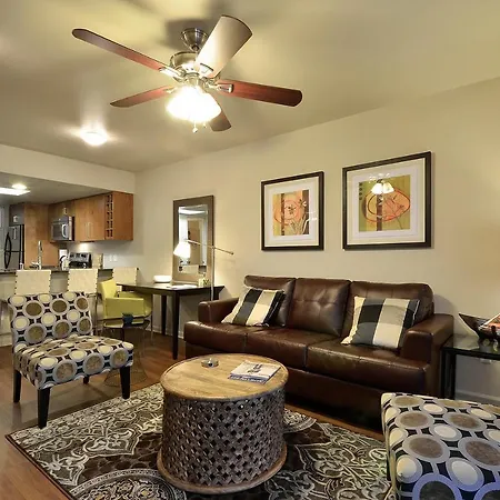 The Norwalk By Lodgewell - West Austin Three'S Company Vibes